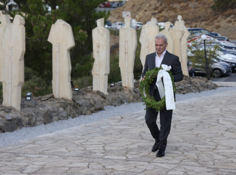 Στις εκδηλώσεις τιμής και μνήμης για το Ολοκαύτωμα της Βιάννου ο Δήμαρχος Ηρακλείου