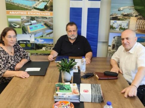 Συνάντηση Βασίλη Κεγκέρογλου με το νέο Ειδικό Γραμματέα για την Προστασία των Ζώων Συντροφιάς