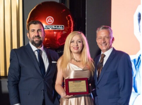 Βραβείο Επιχειρηματικότητας – Κέντρο με το μεγαλύτερο αριθμό μαθητών στον Όμιλο ΔΙΑΚΤΡΟΤΗΜΑ το ΔΙΑΚΡΟΤΗΜΑ Ηρακλείου