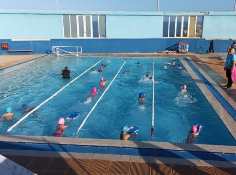 Ξεκινούν τα μαθήματα κολύμβησης στα δημοτικά σχολεία των Χανίων