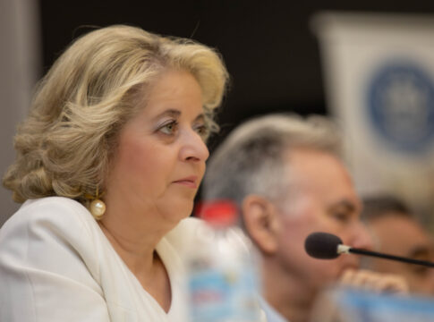 Ελένη Μαράκη: «Οι Δάσκαλοι, οι Φάροι μας»