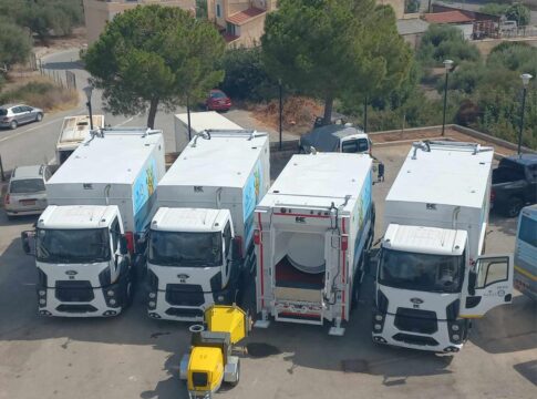 Ένα απορριμματοφόρο στέλνει στο Δήμο Μαλεβιζίου ο Δήμος Χερσονήσου