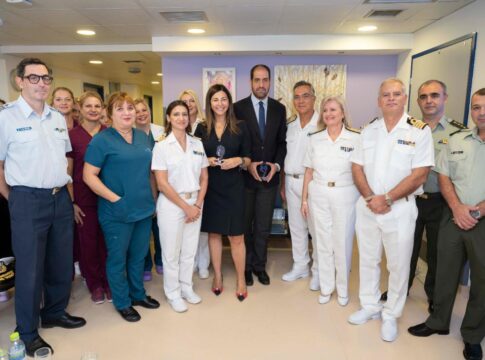 Επίσκεψη Γιάννη Κεφαλογιάννη στην Μονάδα Ιατρικώς Υποβοηθούμενης Αναπαραγωγής του Ναυτικού Νοσοκομείου Αθηνών