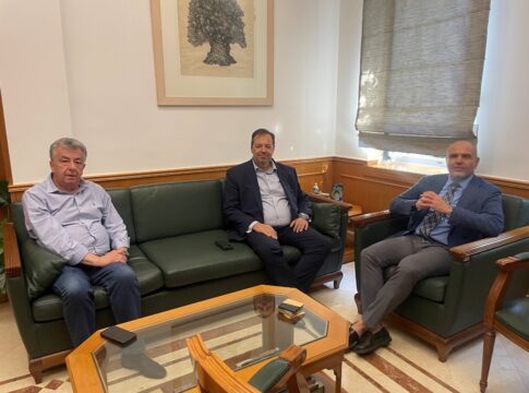 Εθιμοτυπική επίσκεψη της νέας Διοίκησης του ΟΛΗ στον Περιφερειάρχη Κρήτης