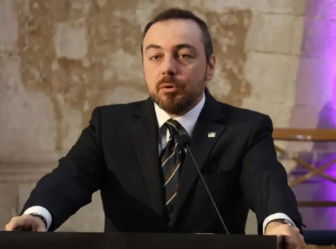 Φραγκίσκος Παρασύρης «ΕΣΕΚ: η αποτυχία των εθνικών στόχων είναι προδιαγεγραμμένη»