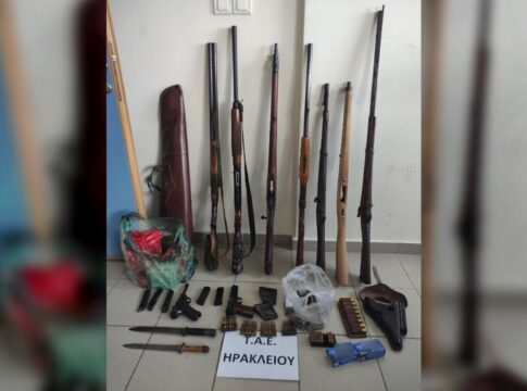 Ηράκλειο: Οι έρευνες στο σπίτι του αποκάλυψαν μίνι οπλοστάσιο
