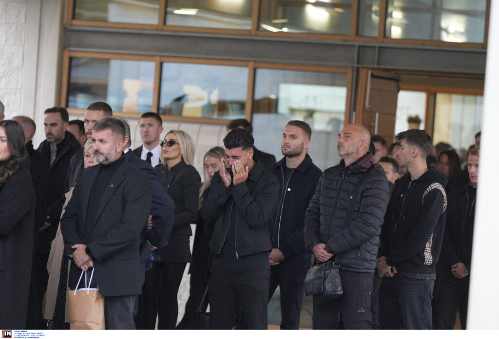 Κηδεία Μπάλντοκ: Σε κλίμα συγκίνησης και θλίψης το ύστατο χαίρε στον 31χρονο ποδοσφαιριστή
