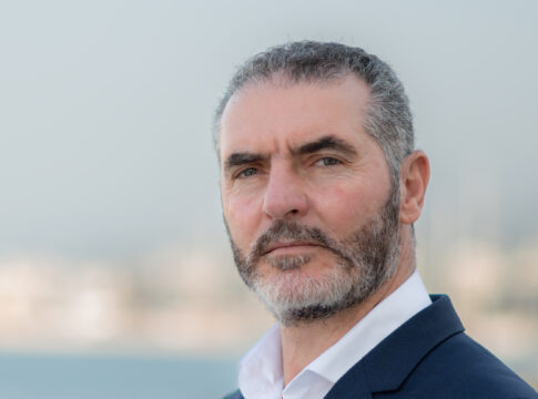 Μ. Χνάρης: «Μονόδρομος η εξέταση εναλλακτικών επιλογών όπως είναι η υπογειοποίηση του καλωδίου ή υποθαλάσσια ζεύξη»
