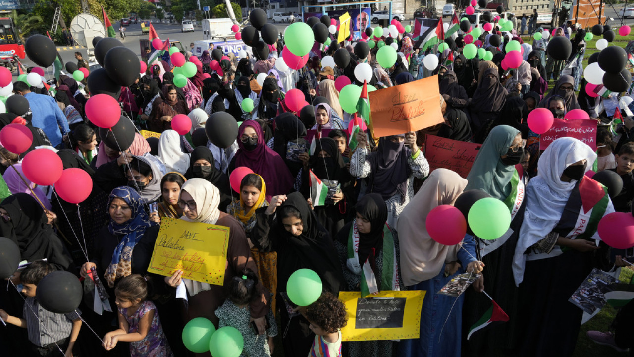 Πακιστάν: Οργή στη Λαχόρη με καταγγελίες για βιασμό μαθήτριας μέσα σε σχολείο