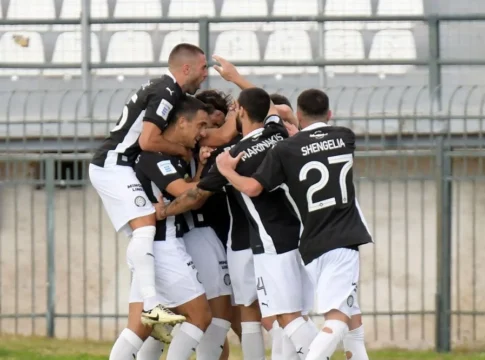 Πανσερραϊκός – ΟΦΗ 2-3: Το πείσμα του Νους του χάρισε το τρίποντο στις Σέρρες