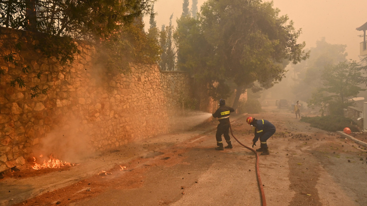 Πυροσβεστική: 22 φωτιές σε 24 ώρες σε όλη την χώρα