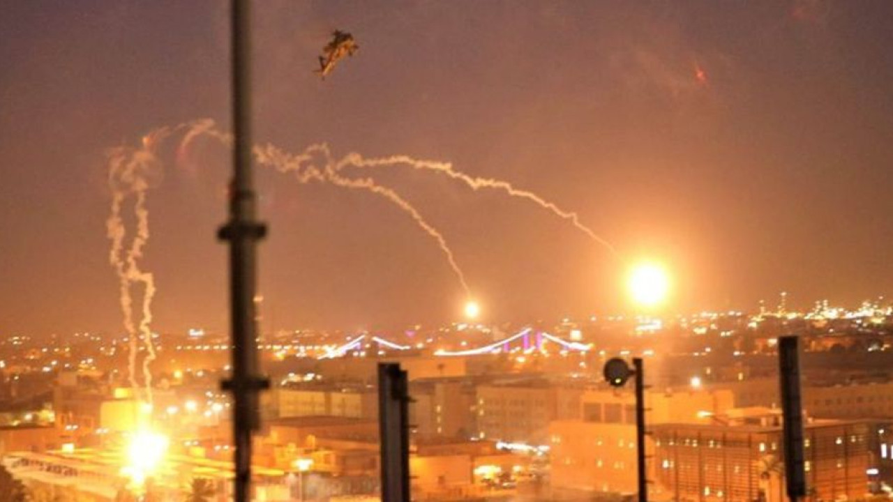 Σε αχαρτογράφητα νερά η Μέση Ανατολή: Το Ιράν απειλεί να απαντήσει