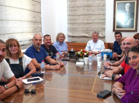 Συνάντηση Περιφερειάρχη Κρήτης με αντιπροσωπεία της Διδασκαλικής Ομοσπονδίας Ελλάδας