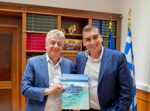 Συνάντηση Περιφερειάρχη Κρήτης με τον Δήμαρχο Αργυρούπολης – Ελληνικού