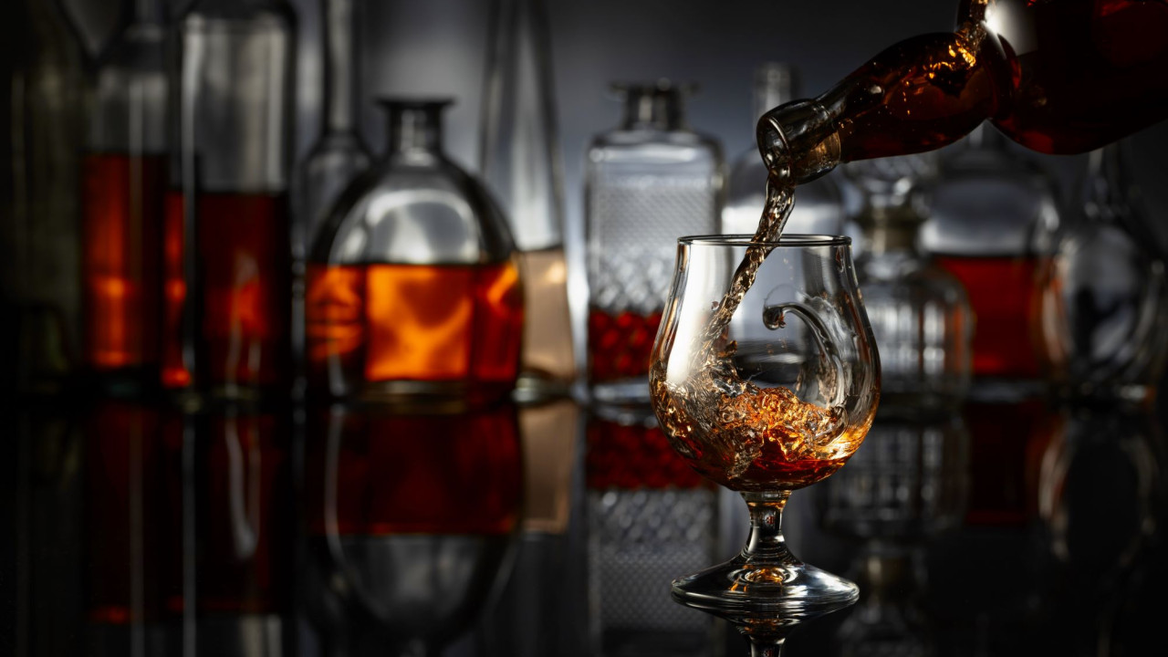 Αλκοόλ: Ποινές και νέα μέτρα σε ανηλίκους