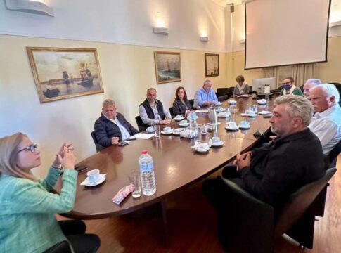 Έκτακτη σύσκεψη στην Αποκεντρωμένη Διοίκηση Κρήτης για το ζήτημα της λειψυδρίας με τους Δήμους Γόρτυνας και Φαιστού