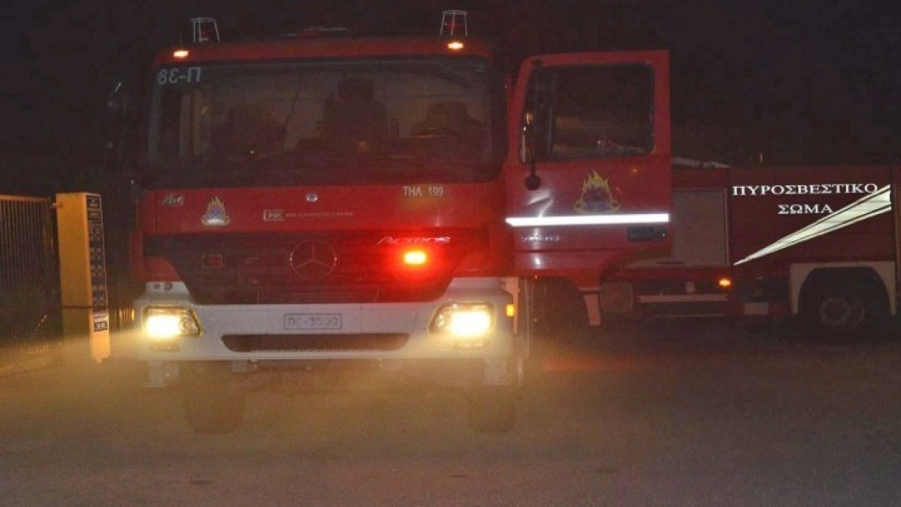Φωτιά σε καφετέρια στο Παγκράτι