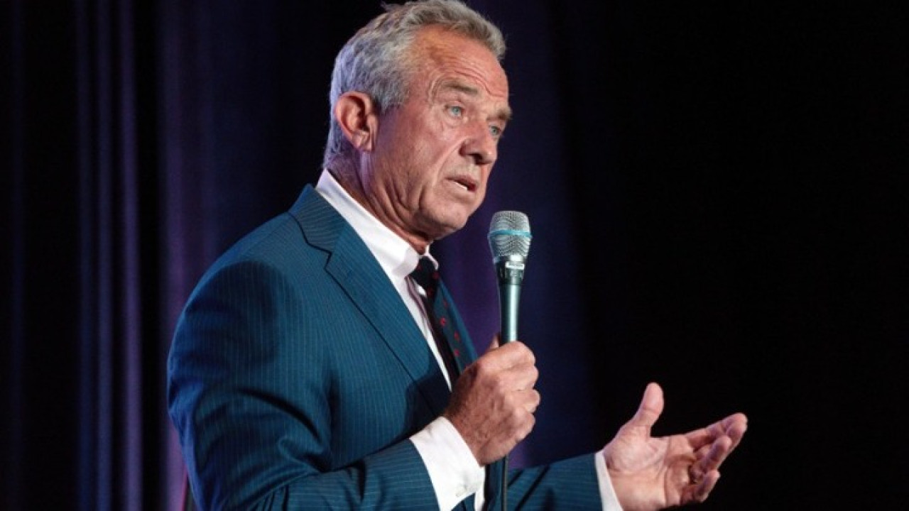 ΗΠΑ: Ο Τραμπ θα αναθέσει «μεγάλο ρόλο» στον RFK στην υγεία αν κερδίσει στις εκλογές