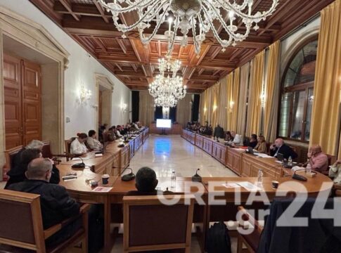 Με μπηχτές ψηφίστηκαν τα τέλη στο δημοτικό συμβούλιο Ηρακλείου