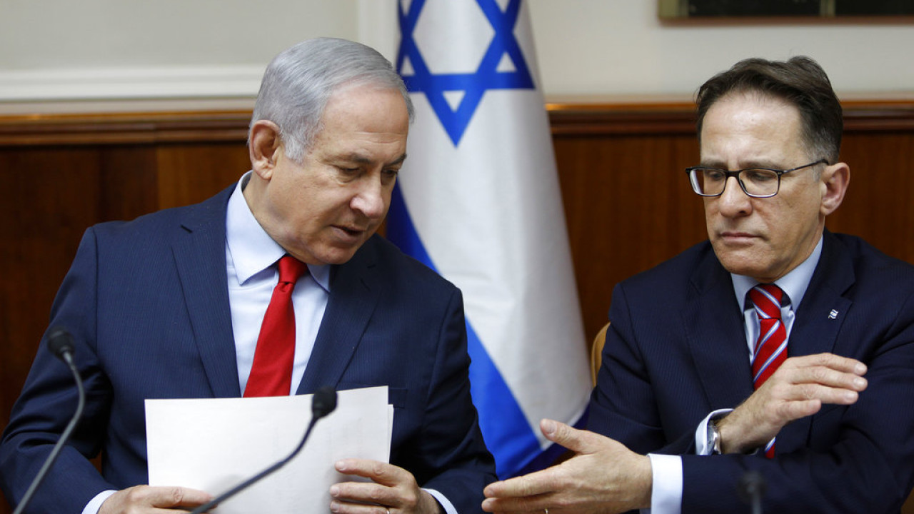 Ο προσωπάρχης του Νετανιάχου ερευνάται για τις αλλαγές στο έγγραφο για την 7η Οκτωβρίου
