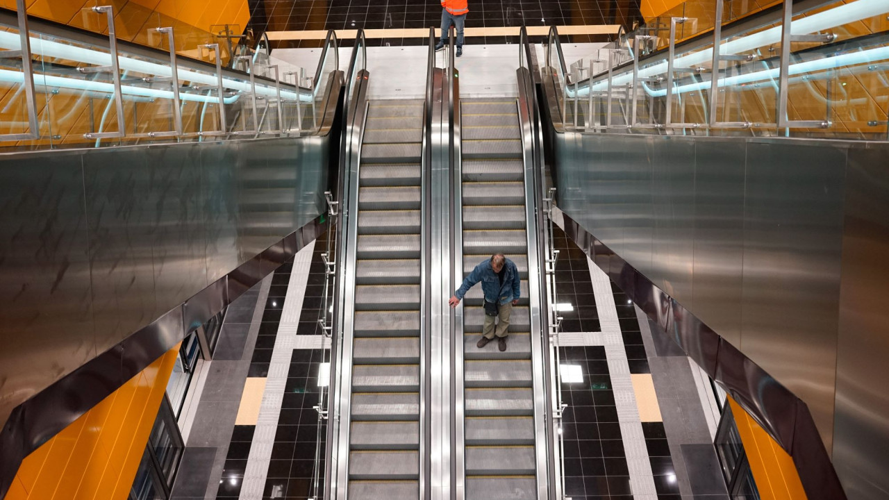 O ΣΚΑΪ ταξιδεύει πρώτος με το μετρό Θεσσαλονίκης, 15 μέρες πριν ξεκινήσει