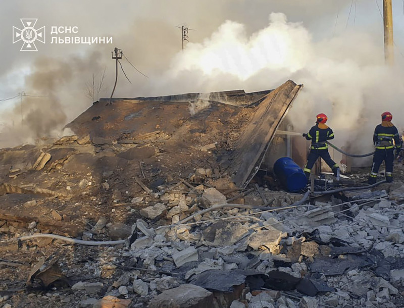 Η Ρωσία εξαπέλυσε μαζική αεροπορική επιδρομή εναντίον  της Ουκρανίας - Τουλάχιστον τέσσερις νεκροί