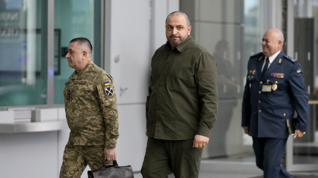 Ουκρανός υπουργός Άμυνας: Οι δυνάμεις μάχονται για να απελευθερώσουν όλα τα ουκρανικά εδάφη