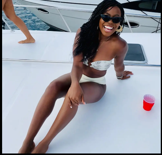 Πράκτορας της μυστικής υπηρεσίας στους Ομπάμα πρότεινε στην κοπέλα του κάνουν σεξ στο μπάνιο της Μισέλ