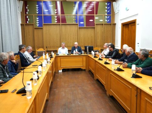 Σε σύσκεψη στην Περιφέρεια τα προβλήματα που έχει προκαλέσει η λειψυδρία στο Δήμο Βιάννου