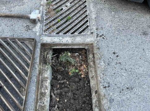 Συνεχίζεται εντατικά από τη ΔΕΥΑΗ ο καθαρισμός φρεατίων και σχαρών