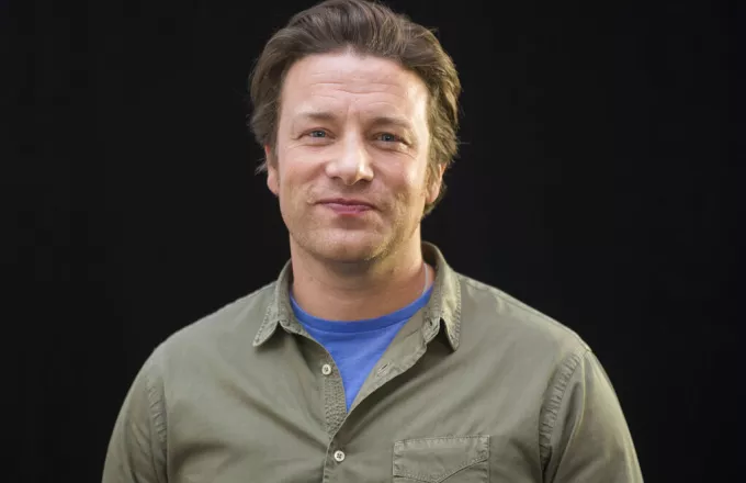 Το βιβλίο του Τζέιμι Όλιβερ αποσύρθηκε λόγω αντιδράσεων από Ιθαγενείς Αυστραλίας