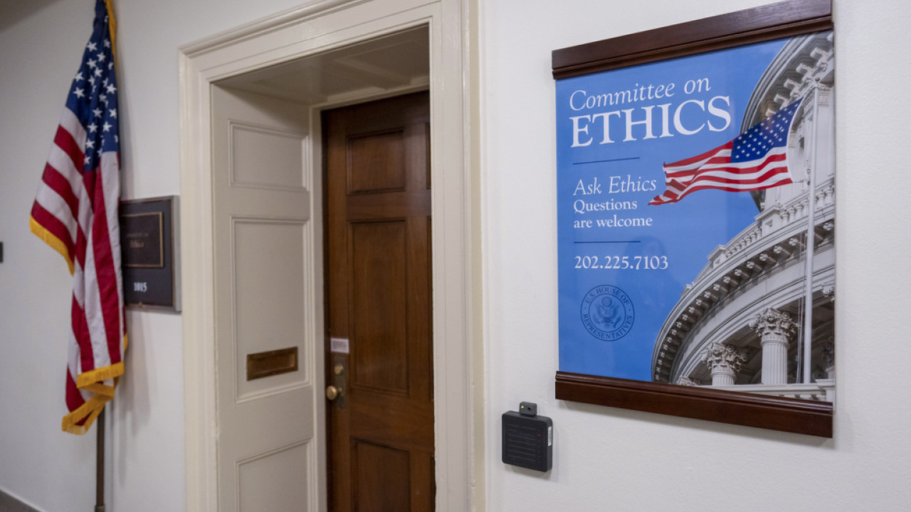 Τραμπ: Ο Στίβεν Τσουνγκ διευθυντής επικοινωνίας του Λευκού Οίκου