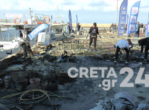 Xανιά: Εθελοντές της Attica Group και της Aegean Rebreath καθάρισαν τον βυθό του Ενετικού λιμανιού