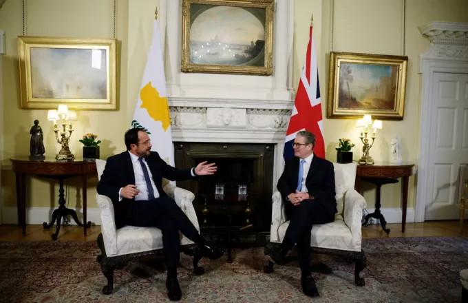 Χριστουδουλίδης - Στάρμερ