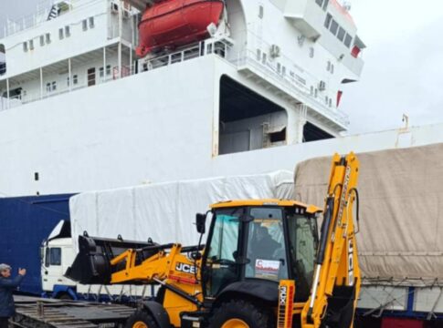 Ένας νέος εκσκαφέας-φορτωτής στον Δήμο Αποκορώνου