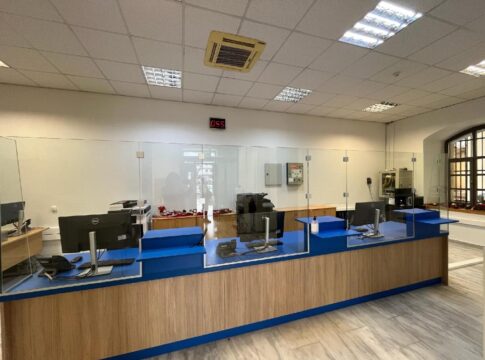 Επαναλειτουργεί το ΚΕΠ του Δήμου Χανίων στην πλατεία Δικαστηρίων