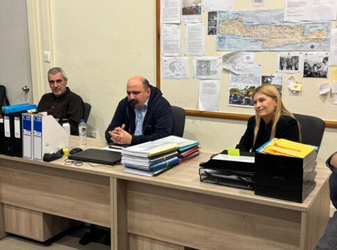 Επίσκεψη της Σέβης Βολουδάκη στα γραφεία του Ταμείου Αποκατάστασης Επιπτώσεων Φυσικών Καταστροφών