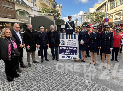 H «βαρέλα» στήθηκε και φέτος στο κέντρο του Ηρακλείου