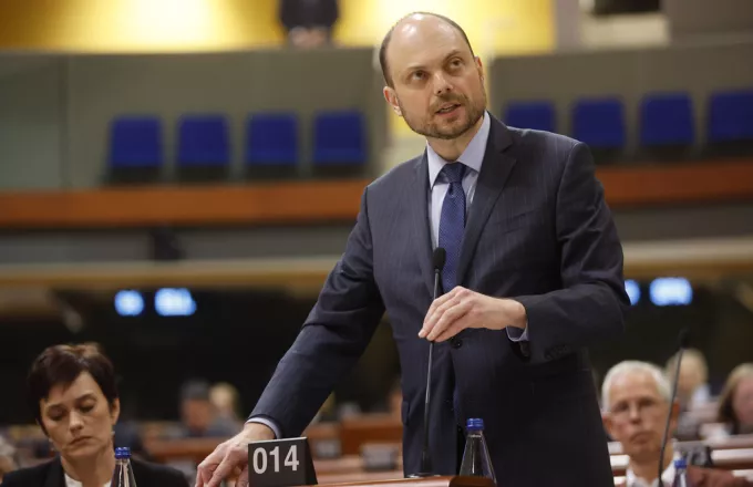 Βλαντίμιρ Καρα-Μουρζά