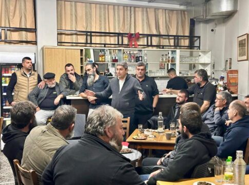 Kατοίκους στο Ζαρό συνάντησε ο Λευτέρης Αυγενάκης