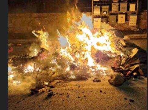 Kρήτη: Πυρκαγιά σε απορριμματοφόρο της ανακύκλωσης