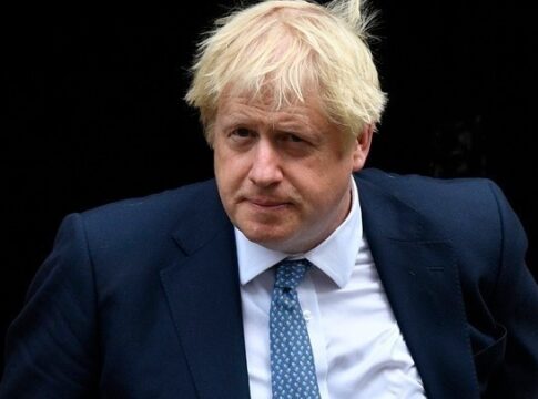 Στο νοσοκομείο Αγίου Νικολάου ο Μπόρις Τζόνσον – Το ατύχημα του γιου του με το ποδήλατο