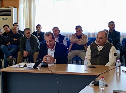 Συνάντηση του Δημάρχου Χερσονήσου με ιδιοκτήτες ξενοδοχείων για την υλοποίηση ολοκληρωμένου συστήματος αυτοδιαχείρισης απορριμμάτων