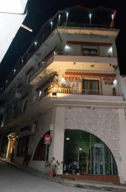 Τραγωδία στην Καλαμπάκα: Ποιο είναι το ξενοδοχείο που ξέσπασε φωτιά - Νεκρός ο ιδιοκτήτης του - Φωτογραφίες