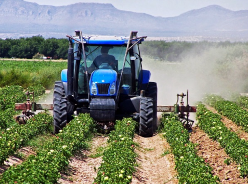 Ένωση Ιδιωτικών Υπαλλήλων Ηρακλείου: «Ο αγώνας των αγροτών είναι και δικός μας αγώνας»