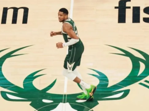 Γιάννης Αντετοκούνμπο: Με το 50ο triple double της καριέρας του υπέγραψε το 130-115 των Μπακς επί των Κινγκς