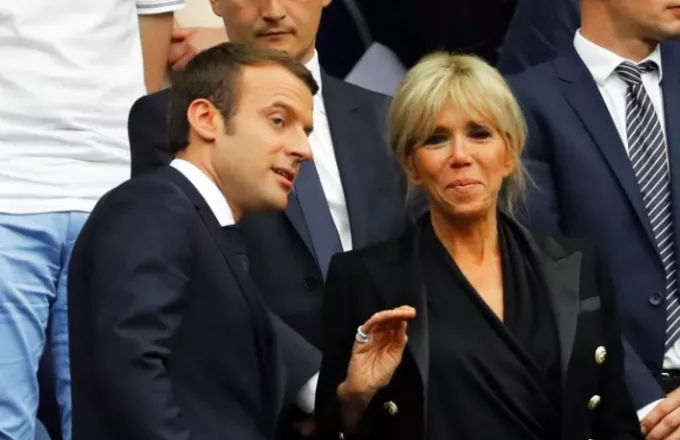 Η Μπριζίτ Μακρόν αποκαλύπτει πώς πληγώνεται ο Εμανουέλ Μακρόν από δηλώσεις