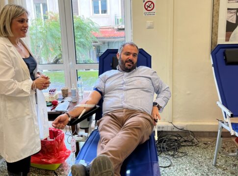Ικανοποιητική η ανταπόκριση στην πρώτη εθελοντική αιμοδοσία για το 2025 στο Δημαρχείο Χανίων