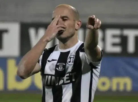 Μεταγραφικό σενάριο από Βουλγαρία για τον Άνγκελ Λιάσκοφ