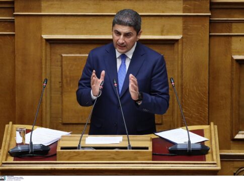 Ο Λευτέρης Αυγενάκης για τις μειώσεις φόρων και βαρών που φέρνει το 2025